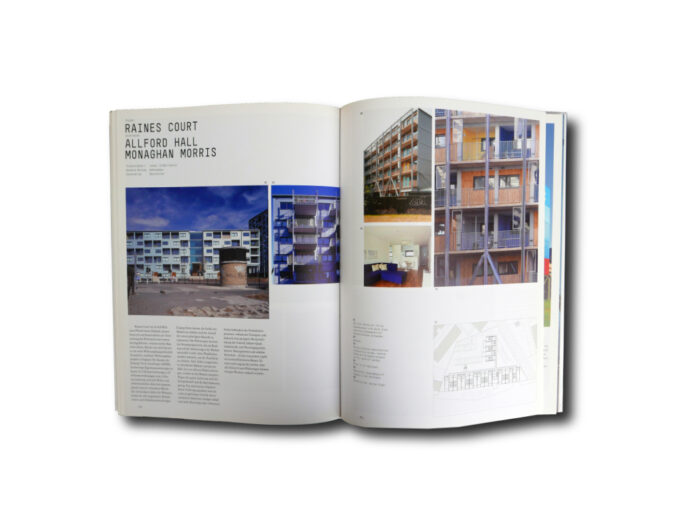 Sample spread of the book Container Atlas (German edition)