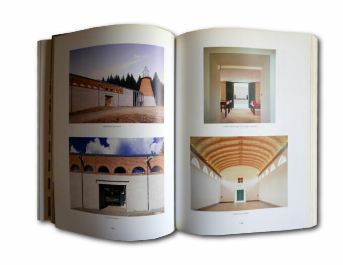 Morris Adjmi (ed.), Aldo Rossi Architecture 1981–1991, Princeton Architectural Press 1991