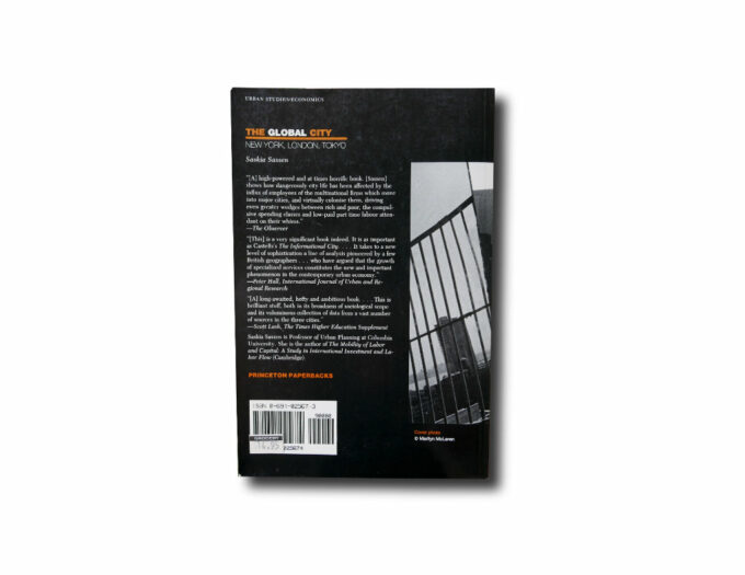 GlobalCity-taka Saskia Sassen: The Global City: New York, London, Tokyo (Princeton University Press, 1991)