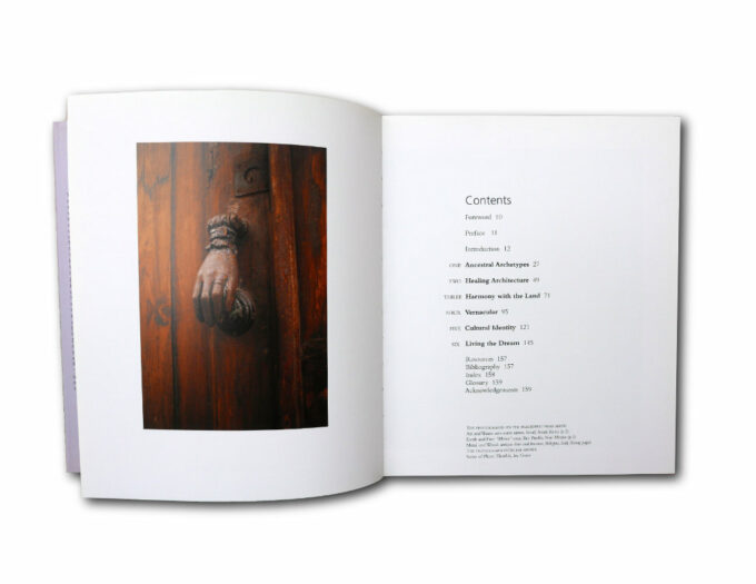 David Pearson, In Search of Natural Architecture, Gaia Books 2005