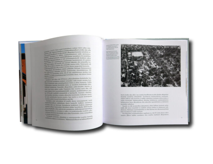 Image of the book Puu-Kapyla 100 vuotta – Wooden Kapyla 100 Years