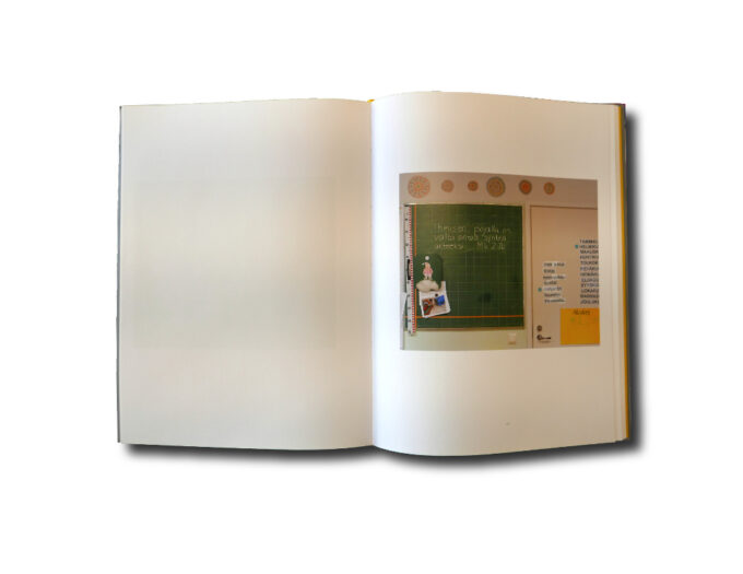 Autuas-aina-valokuvia-suomalaisista-kouluista-auk Image of the book Autuas aina
