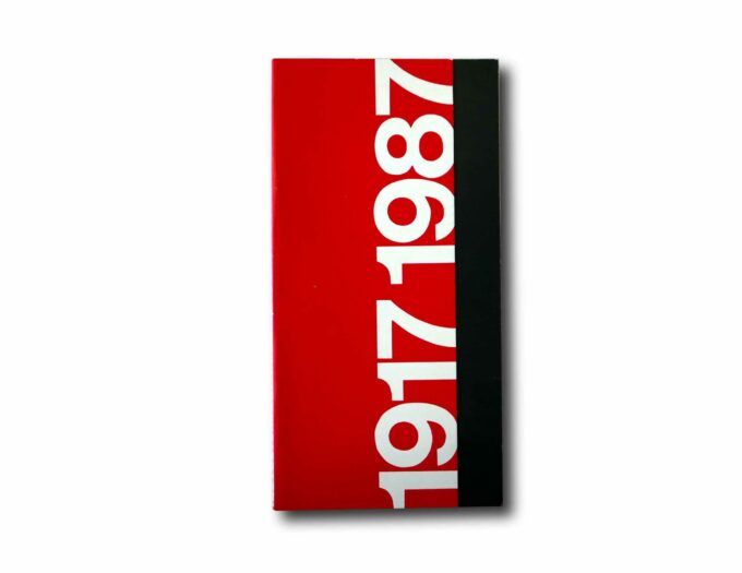 Image showing the book Neuvostomaan arkkitehtuuria 1917–1987 : Soviet Architecture 1917–1987