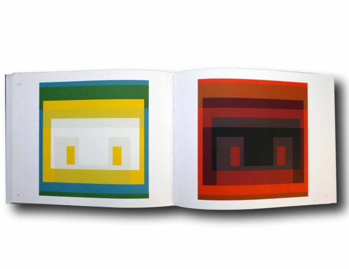 Josef-Albers-Formulation-Articulation-auk Photo showing a sample spread of the book Josef Albers: Formulation : Articulation