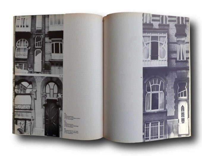 Struktur-und-Dekoration-auk Photo showing a sample spread of the book Struktur und Dekoration
