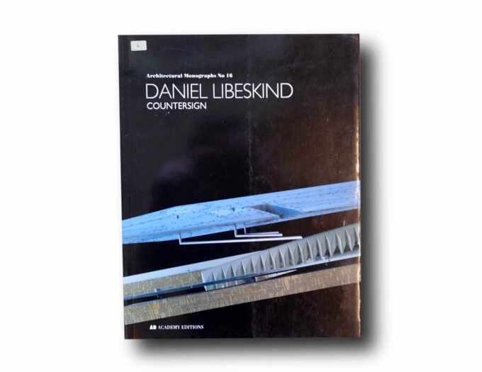 Daniel-Libeskind-Countersign-kansi Photo showing the book Daniel Libeskind: Countersign