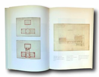Photo showing a sample spread of the book Valtionarkiston satavuotias rakennus