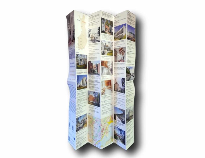 Alvar-Aallon-arkkitehtuuria-Aalto-Architecture-map-auk Photo showing a sample spread of the book Alvar Aallon arkkitehtuuria -kartta – Alvar Aalto's Architecture Map